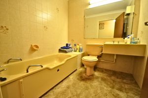 Photo 6- click for photo gallery